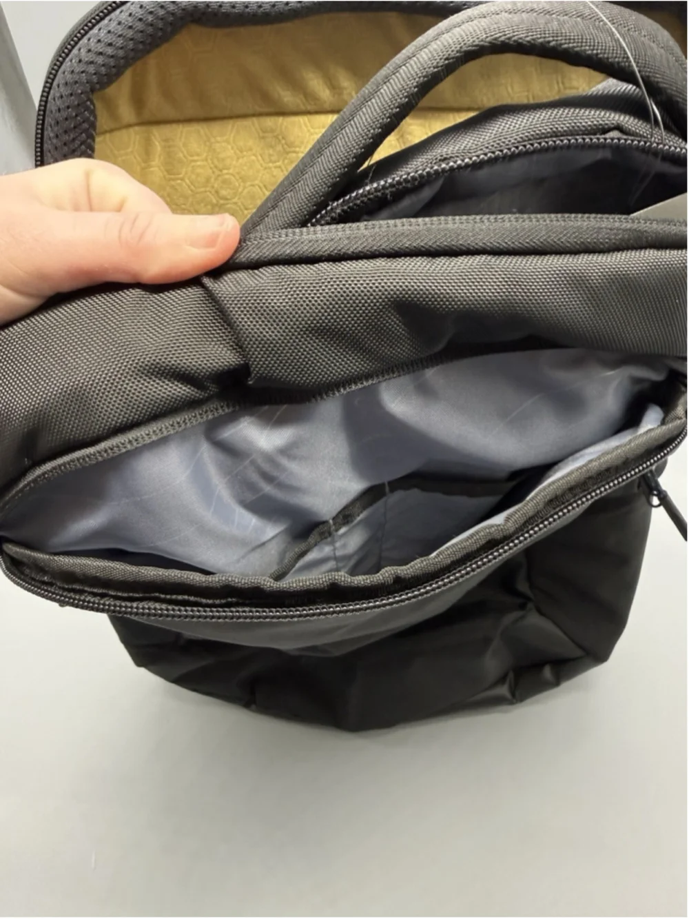 Dell EcoLoop Pro Backpack Black Padded Laptop Bag Fits Up to 17 in NWT